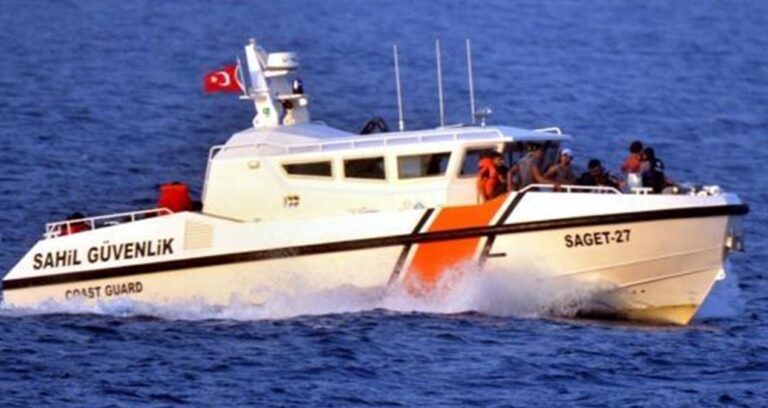 muglada-tekne-batti-6-kisi-kurtarildi-2-cocuk-kayip-WdLm9vPB.jpg