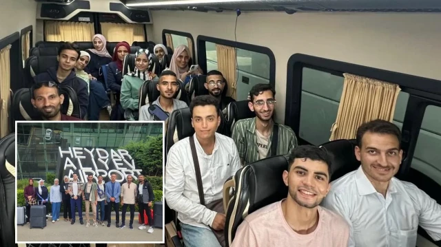 azerbaycan burs verdigi 14 filistinli ogrenciyi gazzeden tahliye etti 1VkkaTv6