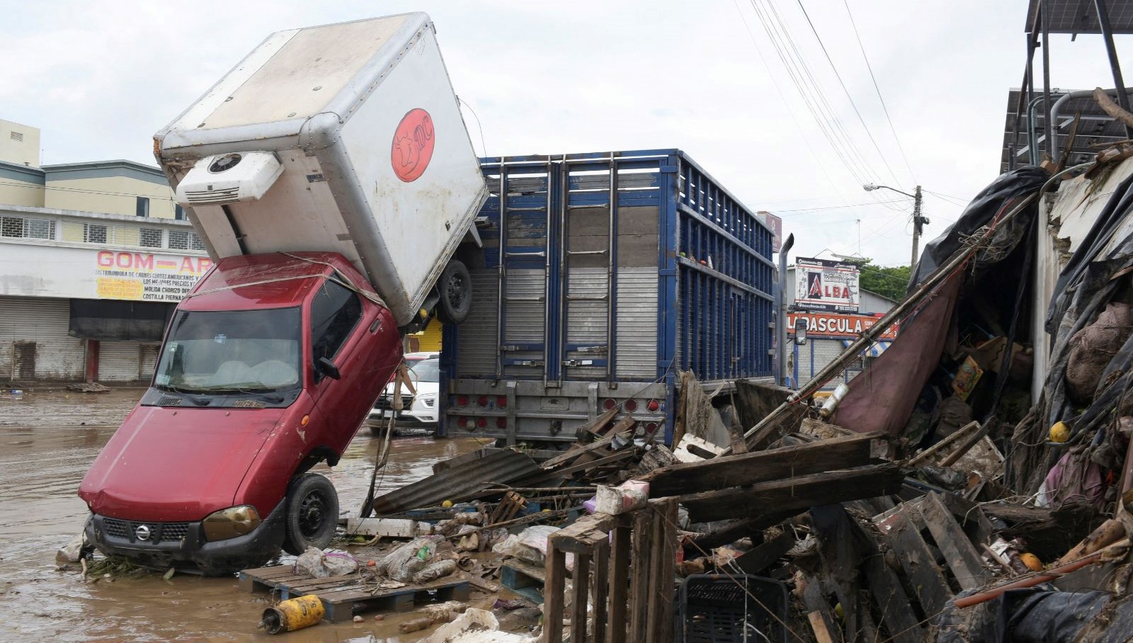 meksikada selin bilancosu artiyor 42 kisi hayatini kaybetti 27 kisi kayip NAjk2qt6.jpg