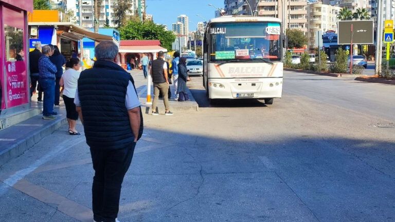 adanada-toplu-tasimaya-zam-yapildi-V5xT6pva